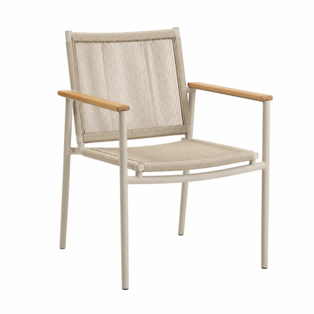 Sedia da esterno con braccioli in legno struttura in alluminio bianco e seduta schienale in corda PE beige 60 x 65 x 80 cm